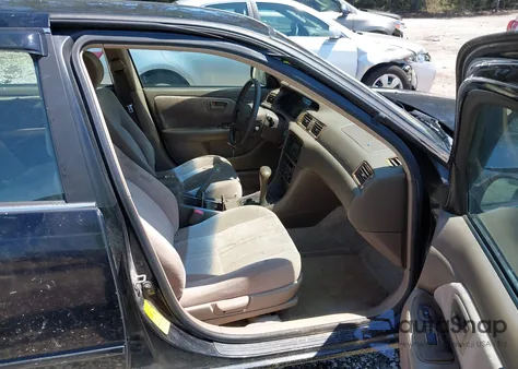 1999 Toyota Camry Le V6 z USA, uszkodzony, nr VIN JT2BF28K2X0230604